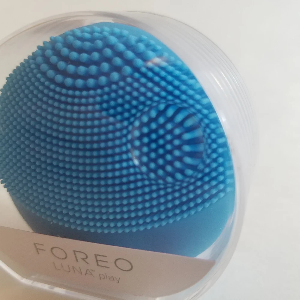 FOREO LUNA play Facial T-Sonic Cleansing Device Aquamarine Blue Brand New Sealed